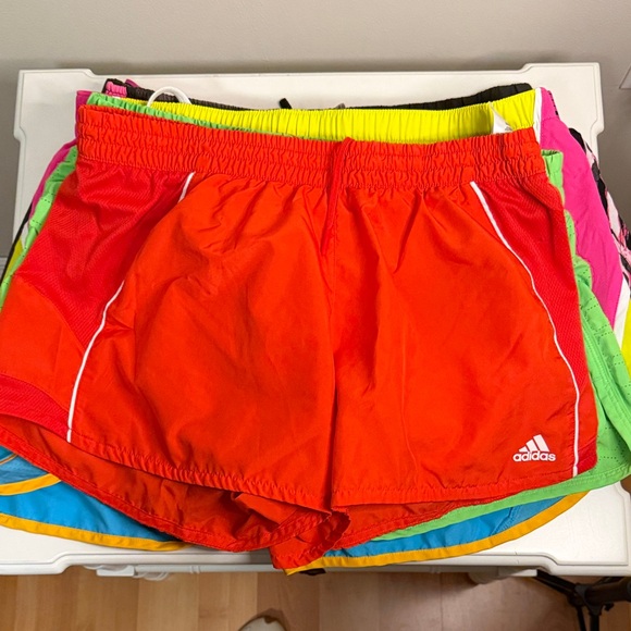 11 pairs of women’s running shorts all large - Picture 8 of 12